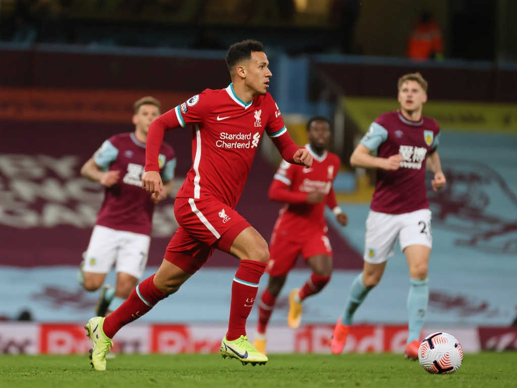 英超焦点战：伯恩利挑战利物浦，红军能否保持不败金身？